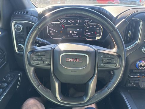 Used 2020 GMC Sierra 1500 AT4 w/ AT4 Premium Package image 9