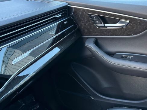 Used 2025 Audi Q7 3.0T Premium Plus image 35