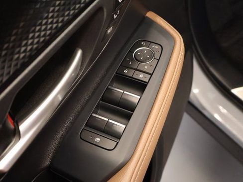 Certified 2025 Toyota Grand Highlander MAX Platinum image 11