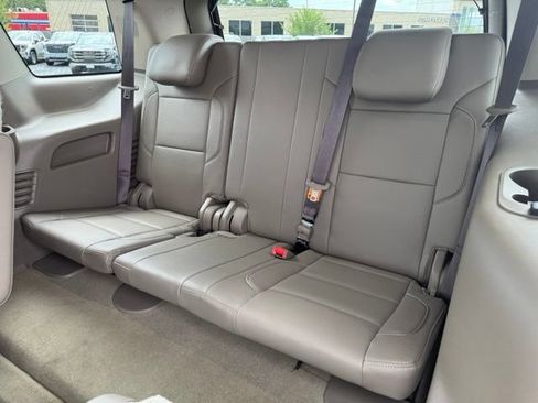 Used 2017 Chevrolet Tahoe LT w/ Luxury Package RWD image 20