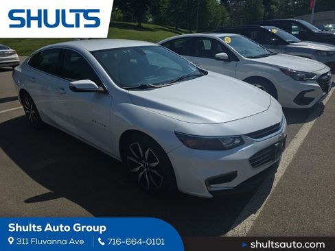 Used 2017 Chevrolet Malibu LT w/ Leather Package FWD image 1