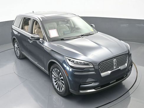 Used 2022 Lincoln Aviator Reserve w/ Elements Package Plus image 65
