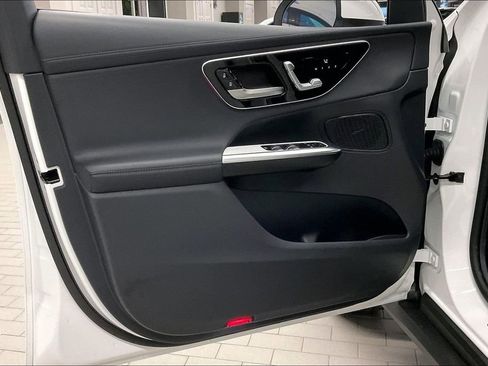 Certified 2024 Mercedes-Benz GLC 300 4MATIC image 15