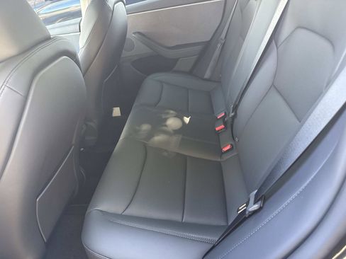 Used 2025 Tesla Model 3 Long Range image 13