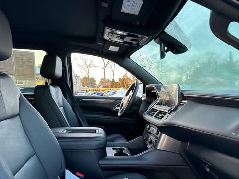 Used 2022 Chevrolet Tahoe RST w/ Luxury Package image 27