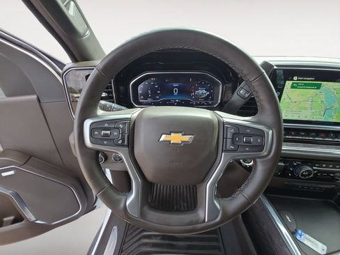 Used 2024 Chevrolet Silverado 3500 LTZ w/ LTZ Convenience Package AWD/4WD image 19
