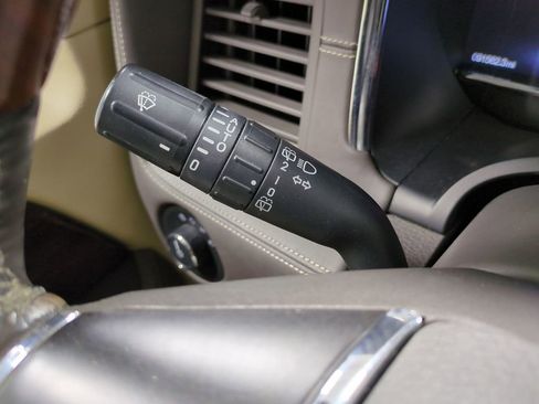 Used 2017 Lincoln Navigator Reserve image 34