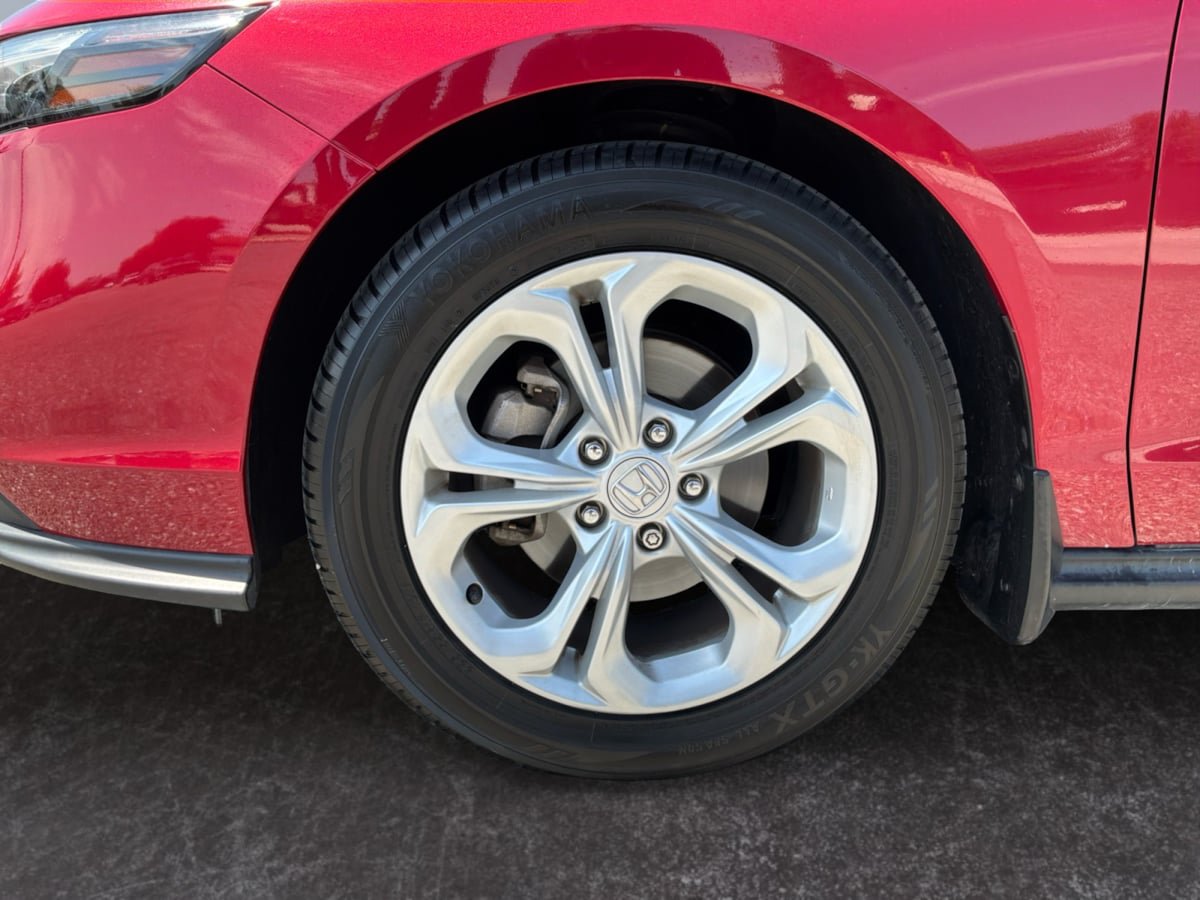 Used 2024 Honda Accord LX image 9