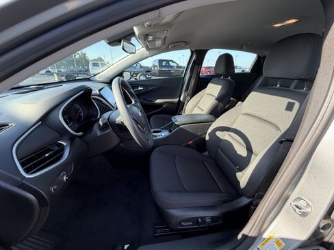 Used 2024 Chevrolet Malibu LT FWD image 7