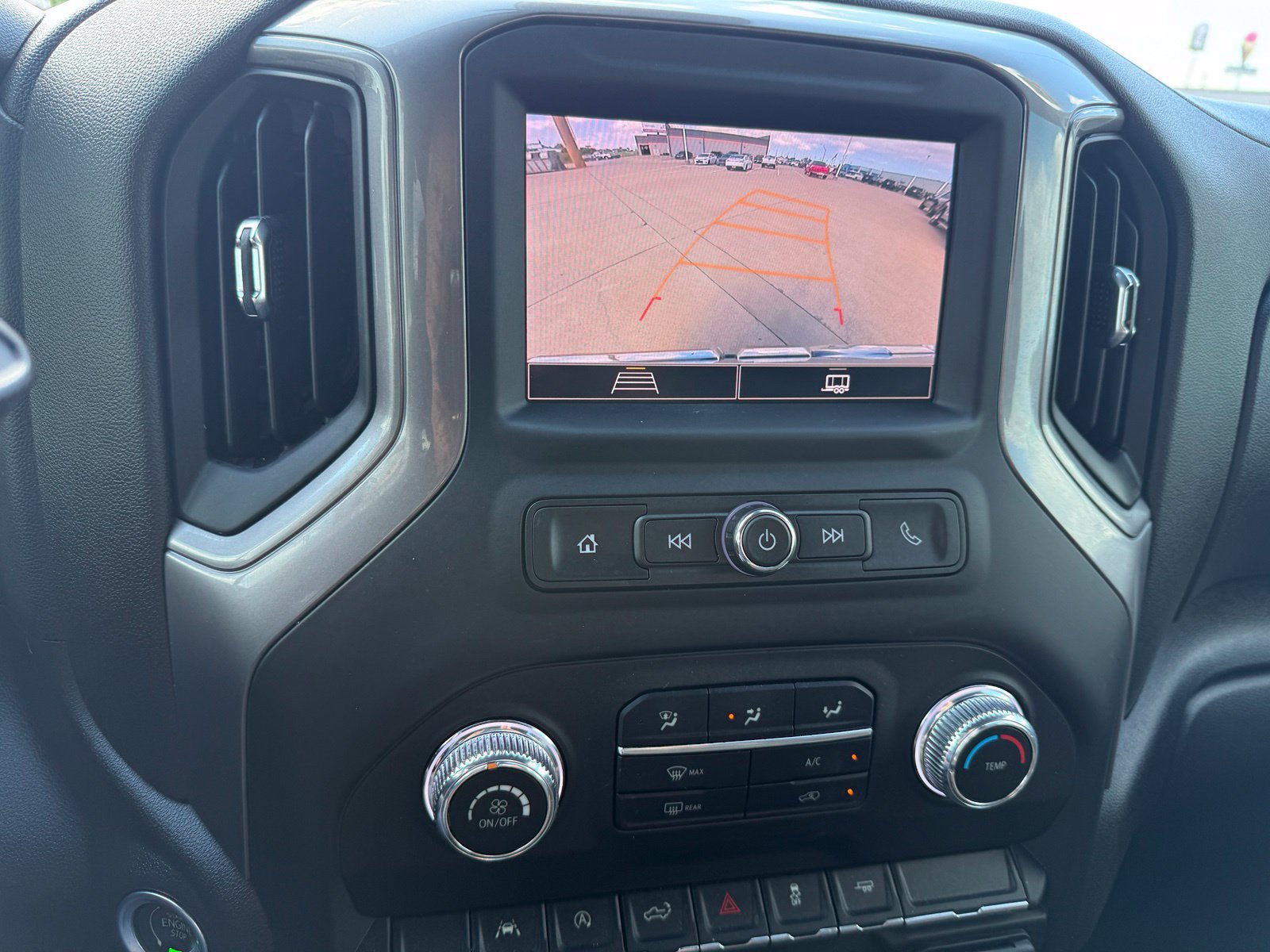 Used 2023 GMC Sierra 1500 Pro w/ Graphite Edition RWD image 17