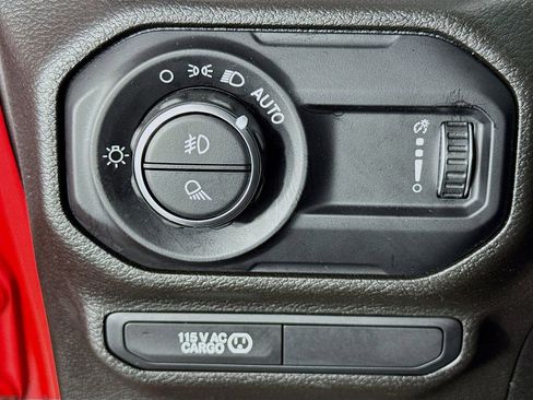 Used 2023 Jeep Gladiator Mojave w/ Trailer Tow Package image 14