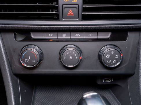 Used 2019 Volkswagen Jetta S FWD image 17