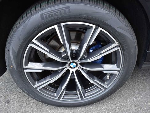 Used 2024 BMW X6 xDrive40i AWD/4WD image 11