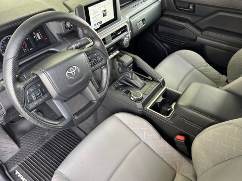Certified 2025 Toyota Tacoma SR5 image 9