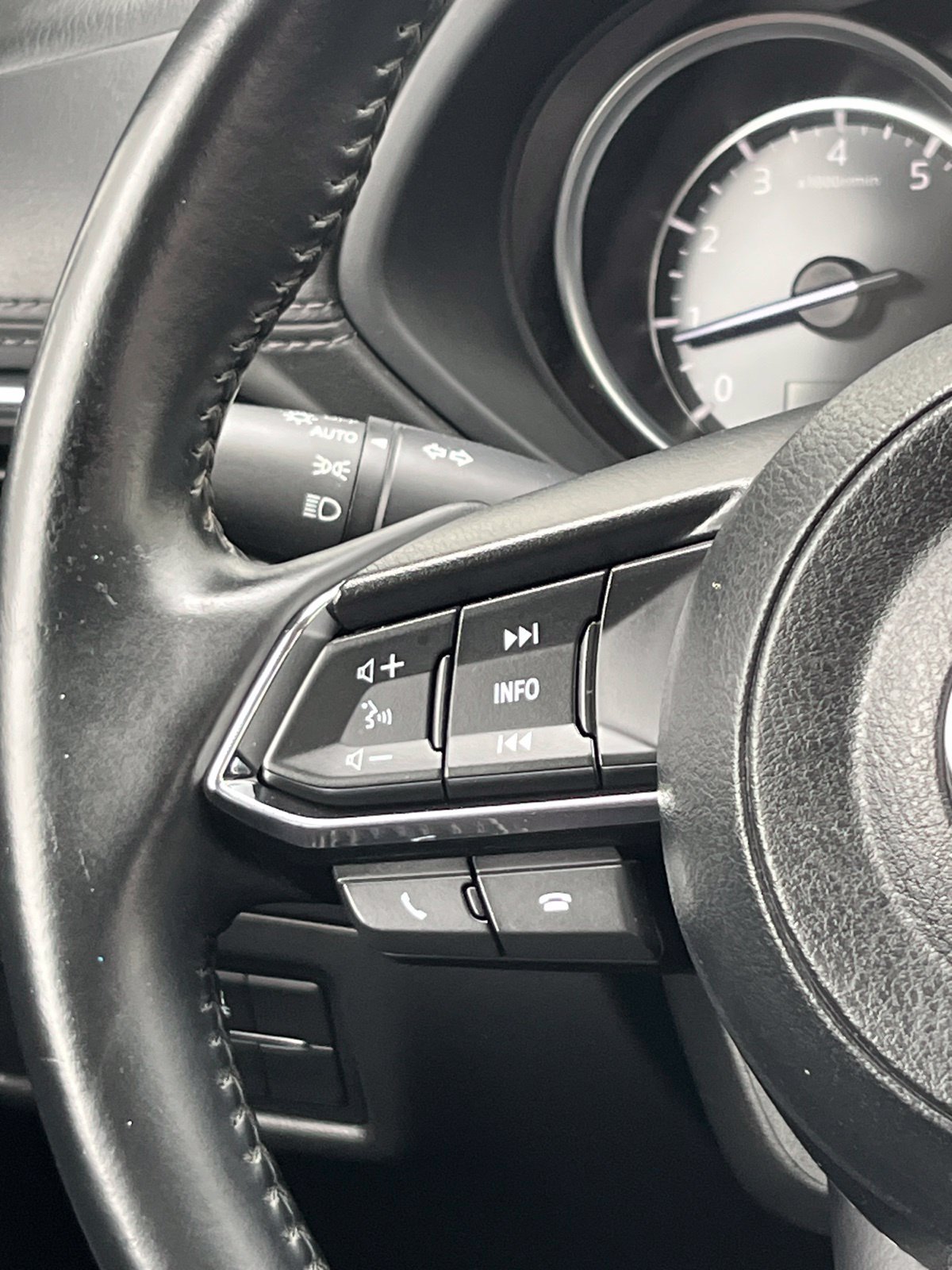 Used 2020 MAZDA CX-5 Touring FWD image 20