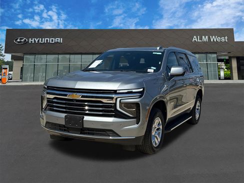Used 2025 Chevrolet Tahoe LT AWD/4WD image 1