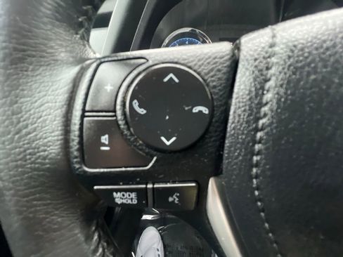 Used 2017 Toyota Corolla SE FWD image 49