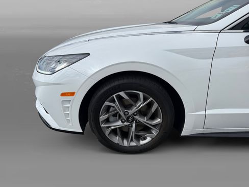 Used 2021 Hyundai Sonata SEL FWD image 9