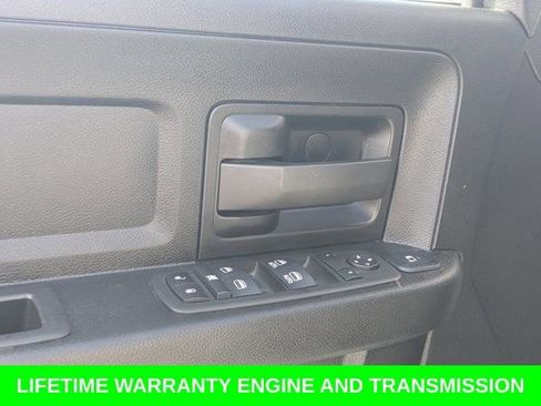 Used 2024 RAM 3500 Tradesman w/ Chrome Appearance Group AWD/4WD image 18
