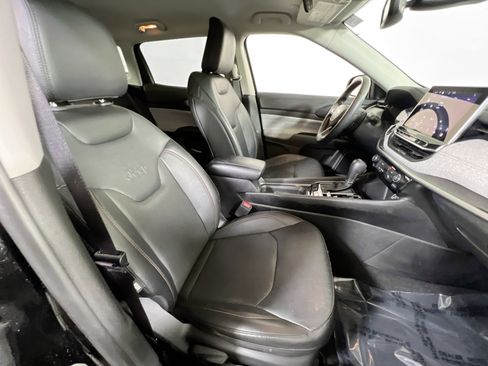 Used 2022 Jeep Compass Latitude AWD/4WD image 25