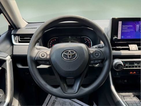 Used 2023 Toyota RAV4 XLE AWD/4WD image 74