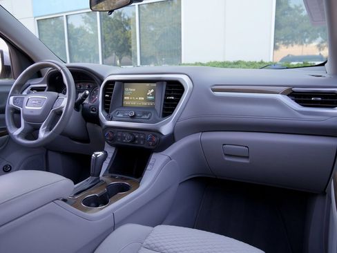 Used 2017 GMC Acadia SLE FWD image 7