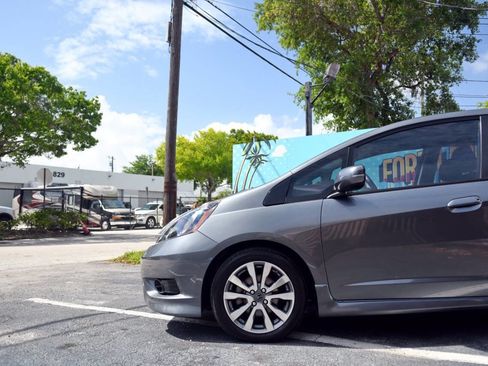 Used 2015 Honda Fit EX image 5