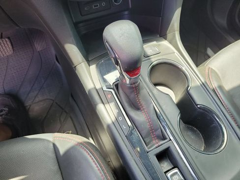 Used 2022 Chevrolet Equinox RS w/ RS Leather Package FWD image 16