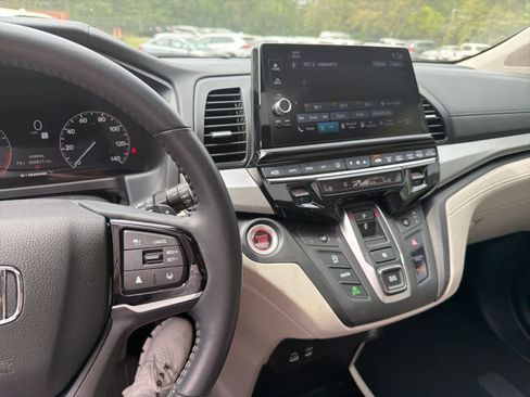 Used 2025 Honda Odyssey EX-L image 20