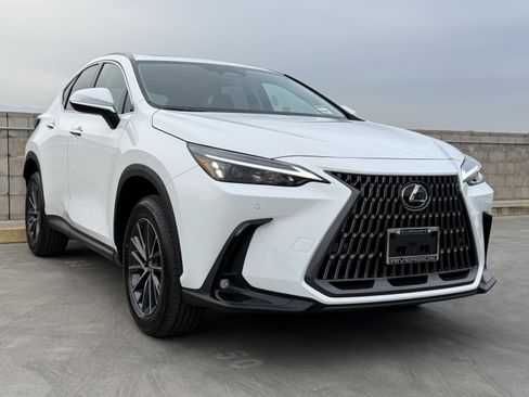 New 2026 Lexus NX 350 AWD image 2
