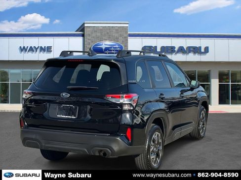 Certified 2025 Subaru Forester Premium image 4