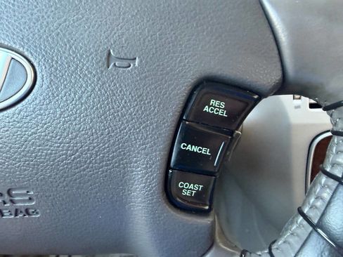 Used 2006 Hyundai Sonata LX FWD image 23