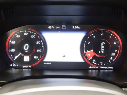 Used 2020 Volvo XC60 T5 Momentum image 8