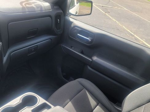 Used 2025 Chevrolet Silverado 1500 W/T w/ WT Value Package image 24