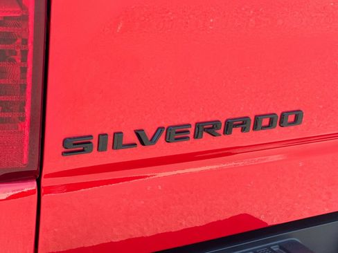Used 2025 Chevrolet Silverado 1500 Custom w/ Turbomax Blackout Package AWD/4WD image 26