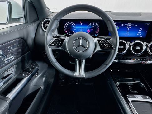 Certified 2026 Mercedes-Benz GLA 250 4MATIC image 5