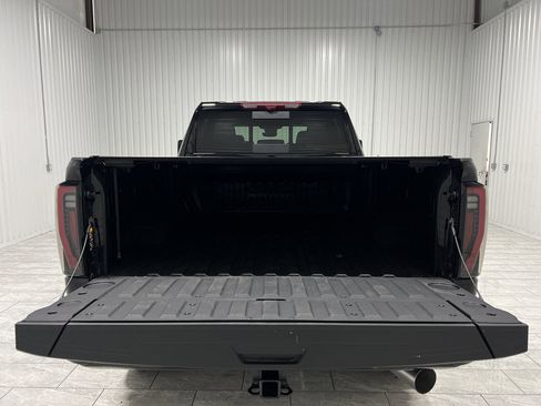 New 2025 GMC Sierra 2500 AT4 w/ AT4 Premium Plus Package image 25