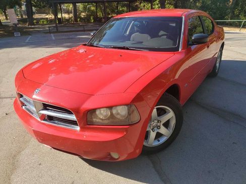Used 2009 Dodge Charger SXT RWD image 2