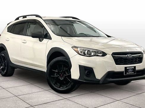 Used 2018 Subaru Crosstrek 2.0i image 2