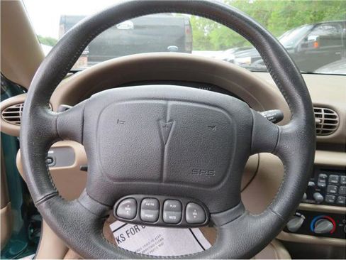 Used 1997 Pontiac Sunfire SE w/ Opt Pkg 3 FWD image 20