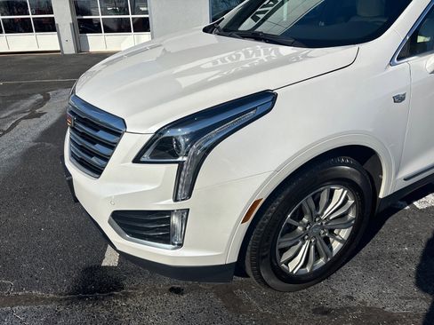 Used 2017 Cadillac XT5 Luxury image 8