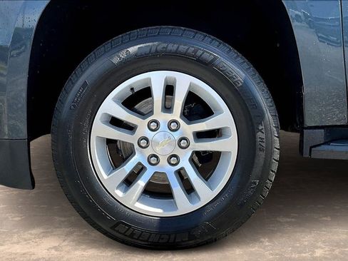 Used 2020 Chevrolet Tahoe LT image 36