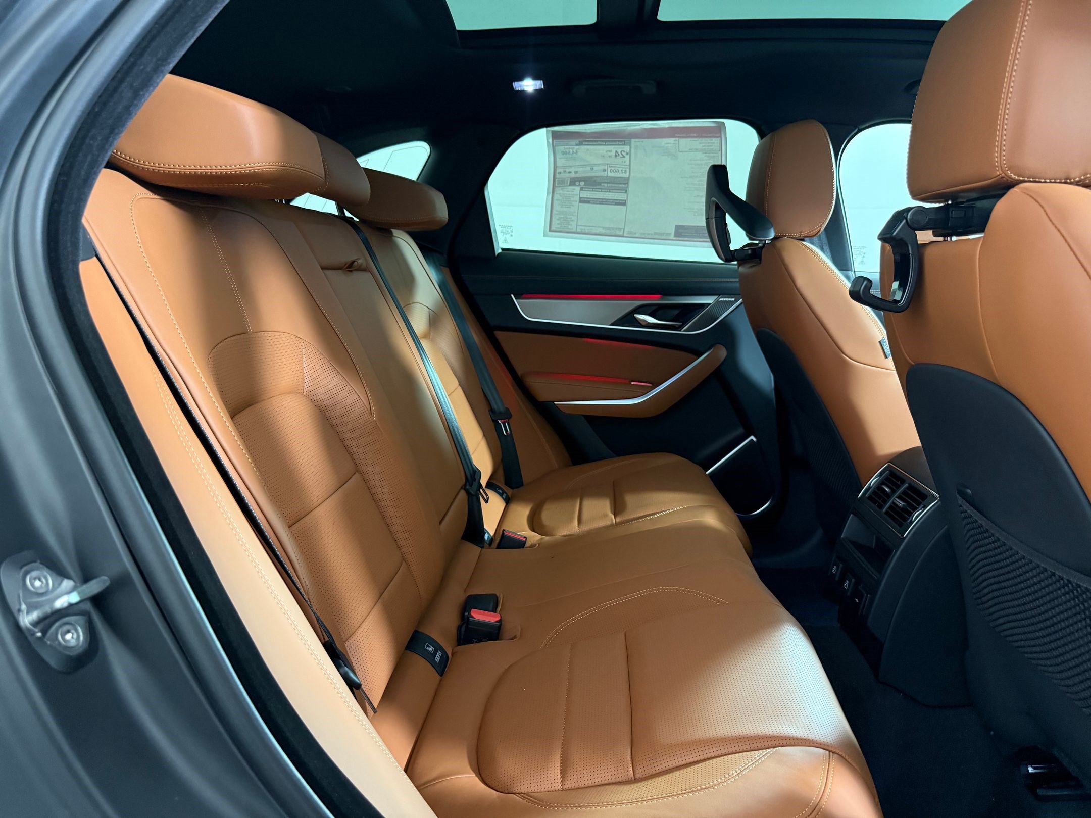 New 2026 Jaguar F-PACE R-Dynamic S AWD/4WD image 27