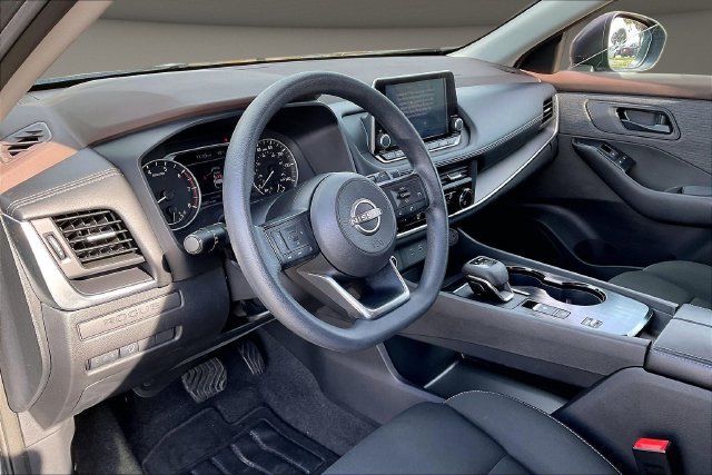 Certified 2023 Nissan Rogue S FWD image 12