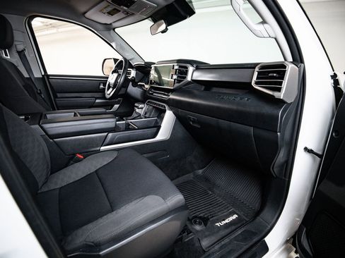 Used 2023 Toyota Tundra SR5 AWD/4WD image 28