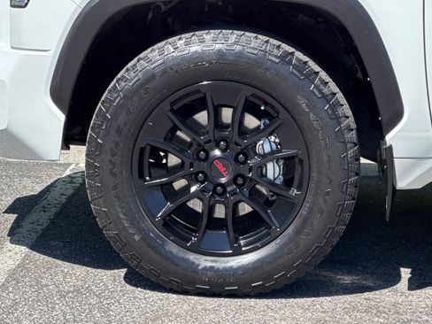 Used 2022 Toyota Tundra Limited w/ TRD Off-Road Package RWD image 26
