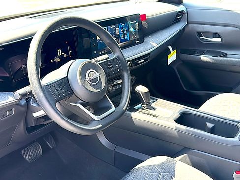 New 2026 Nissan Kicks SV w/ SV Premium Package image 19