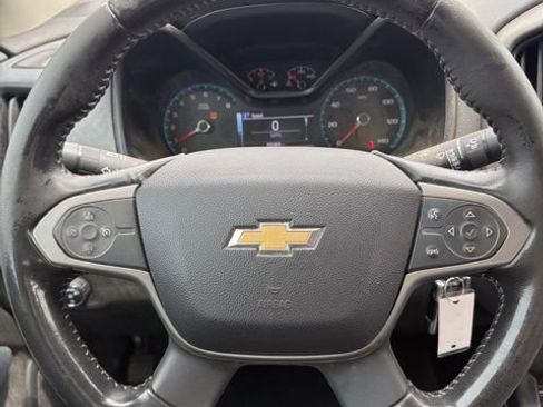 Used 2017 Chevrolet Colorado Z71 image 6
