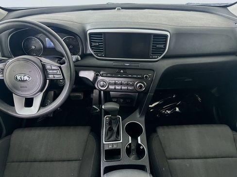 Used 2022 Kia Sportage LX image 18