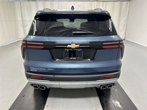 New 2026 Chevrolet Traverse LT w/ Driver Confidence Package image 7